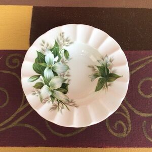 Royal Albert Trillium Dish